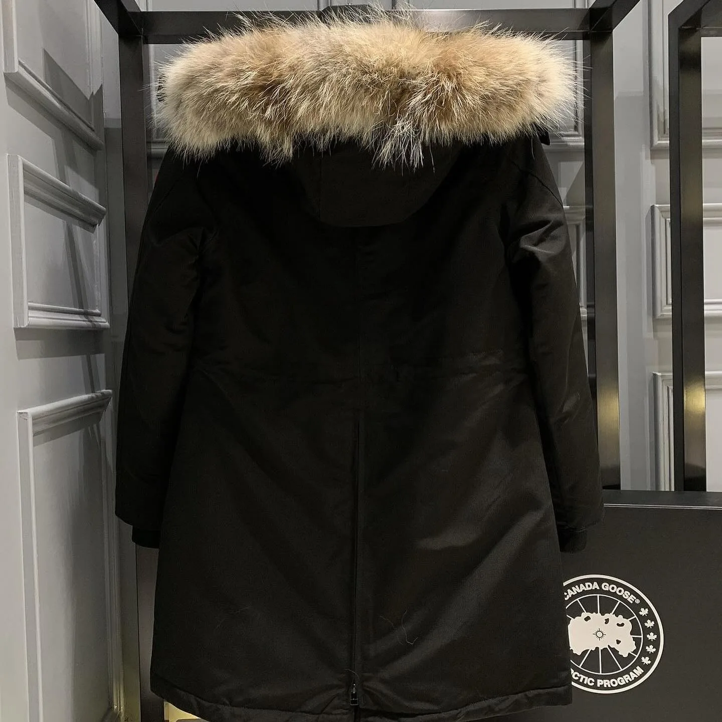 Canada Goose Parka photo 3
