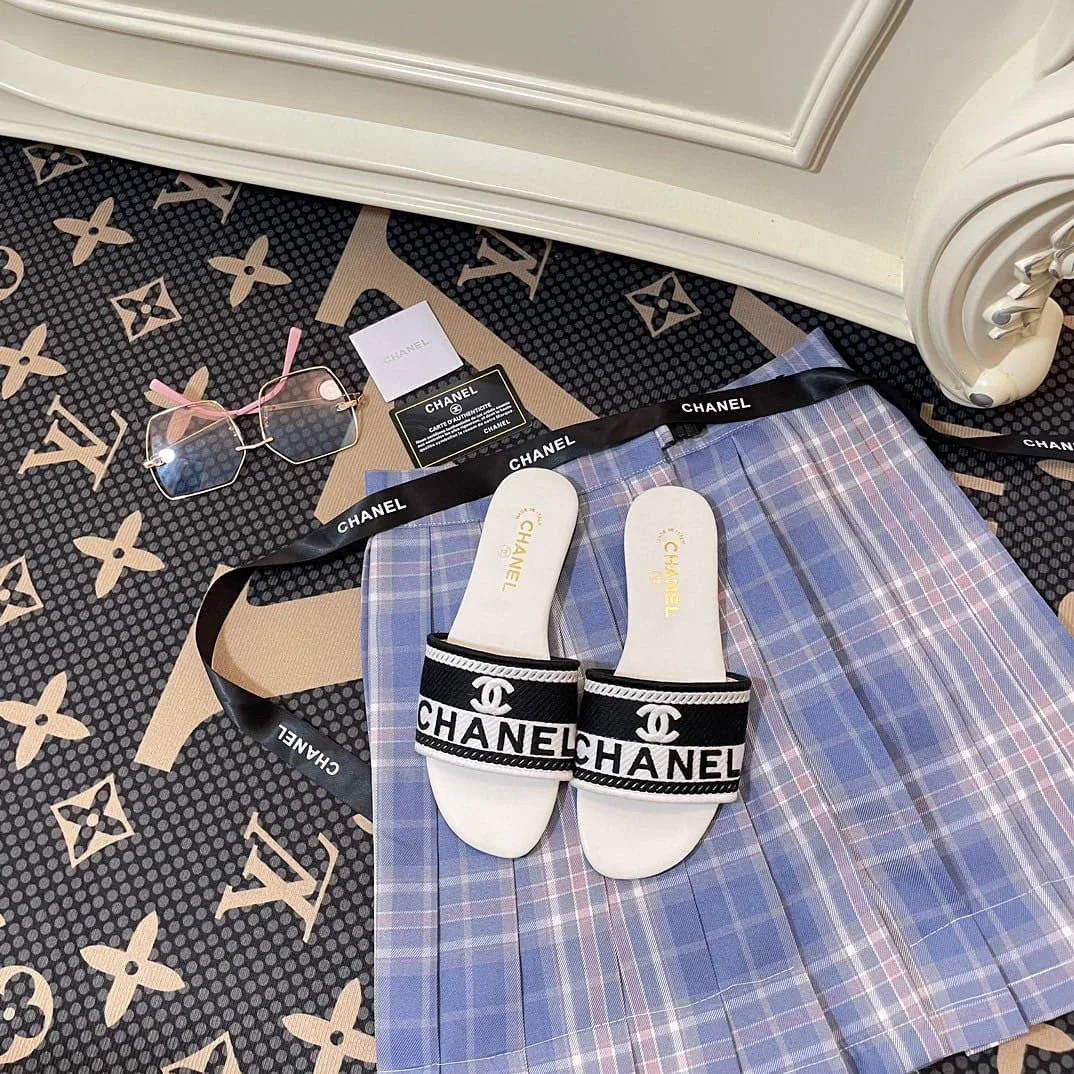 Chanel Slide Sandal photo 3