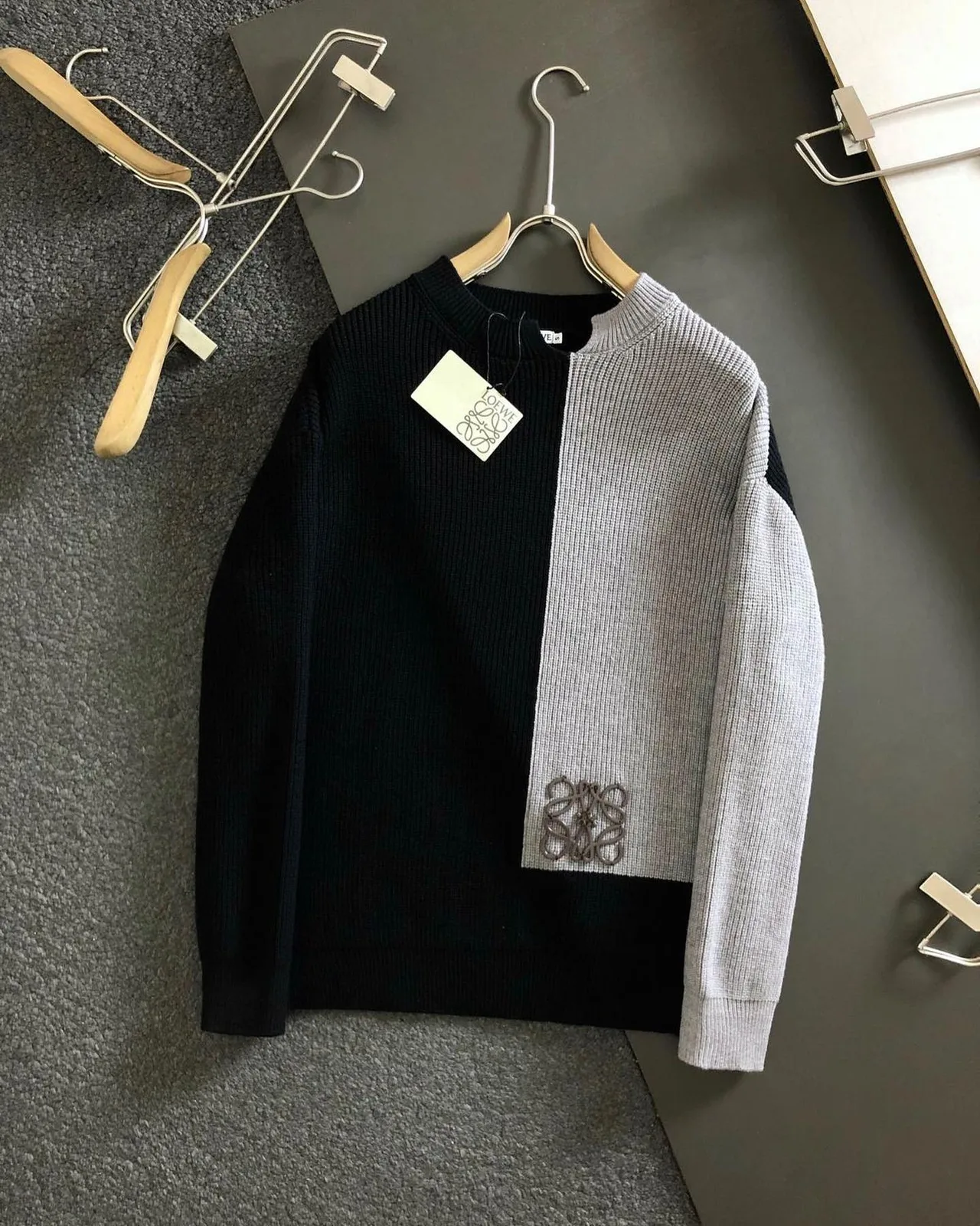 Loewe Anagram colorblock sweater photo 4