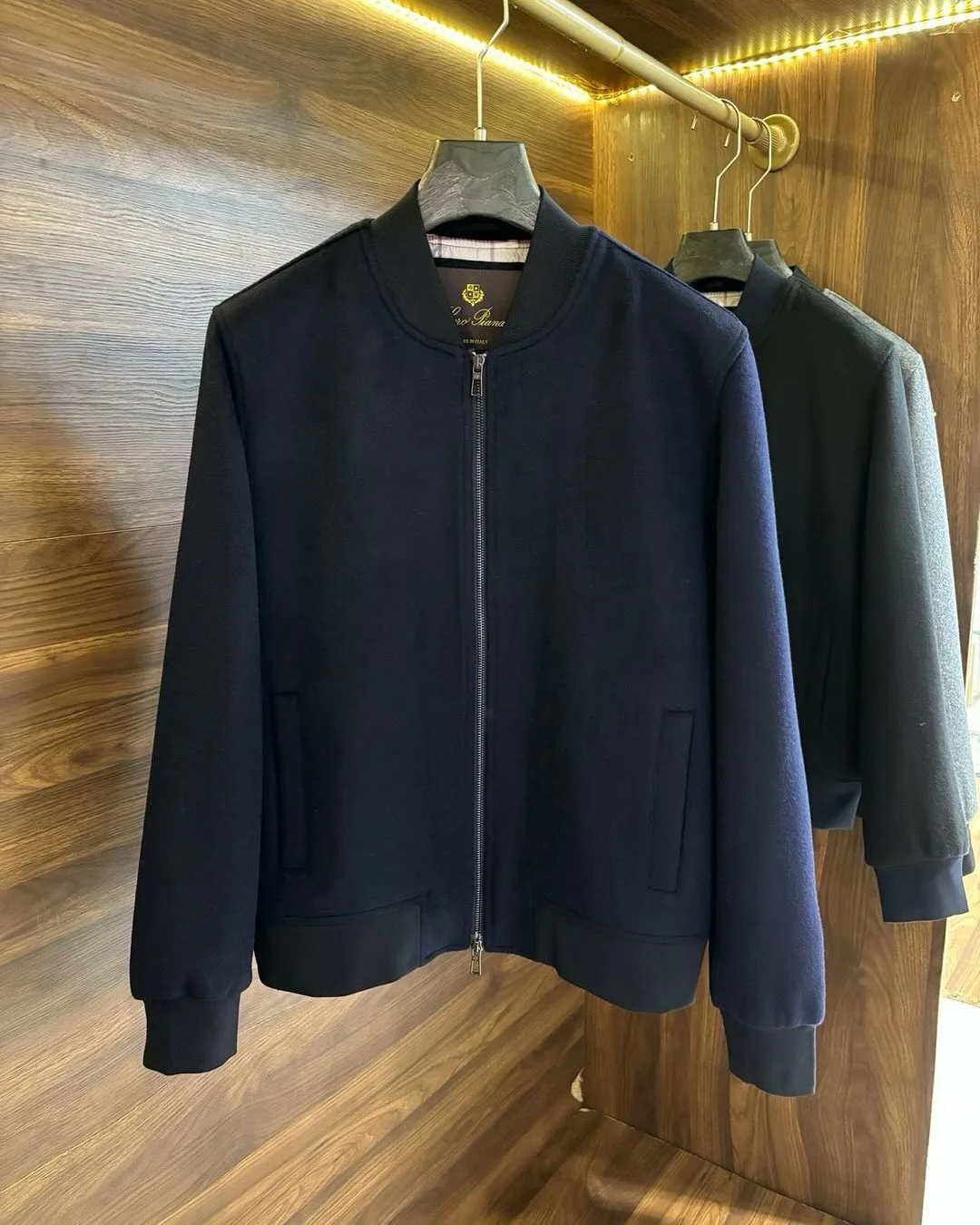 Lord Puma Jacket photo 4