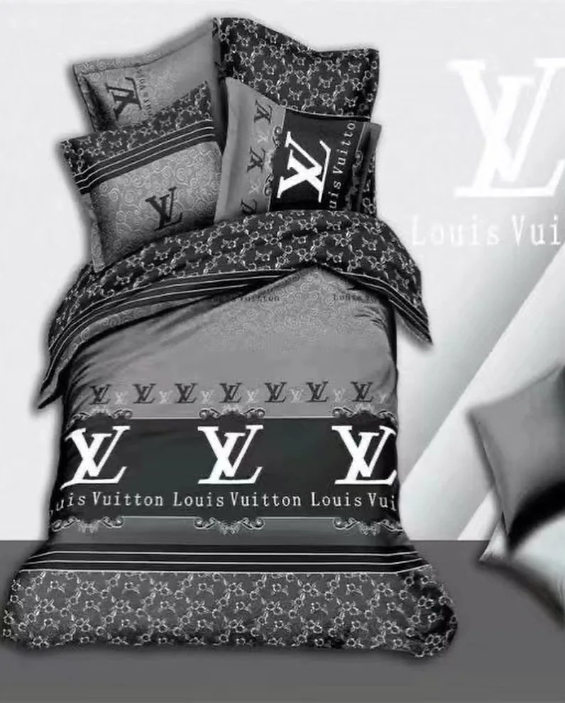 Louis Vuitton LV monogram bedding set photo 2