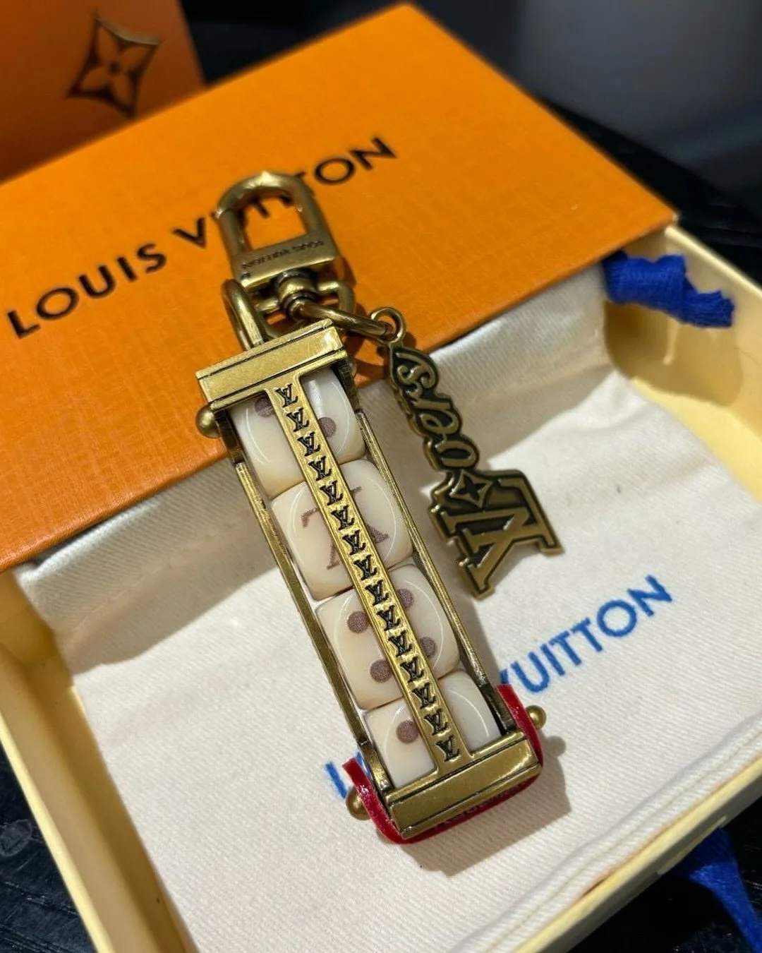 Louis Vuitton Speedy keychain photo 5
