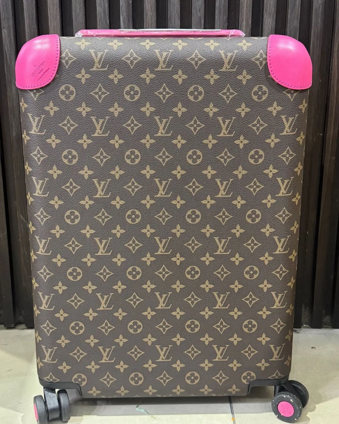 Louis Vuitton Horizon 55 photo 6