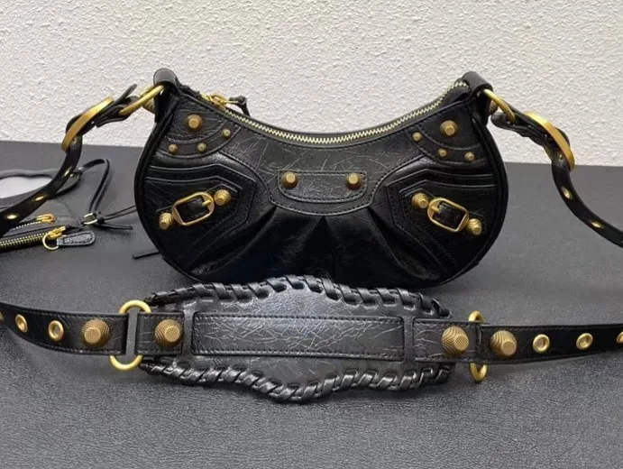 Balenciaga Le Cagole photo 3