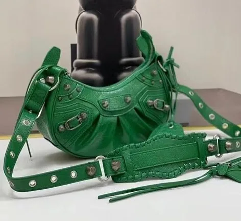 Balenciaga Le Cagole XS photo 2
