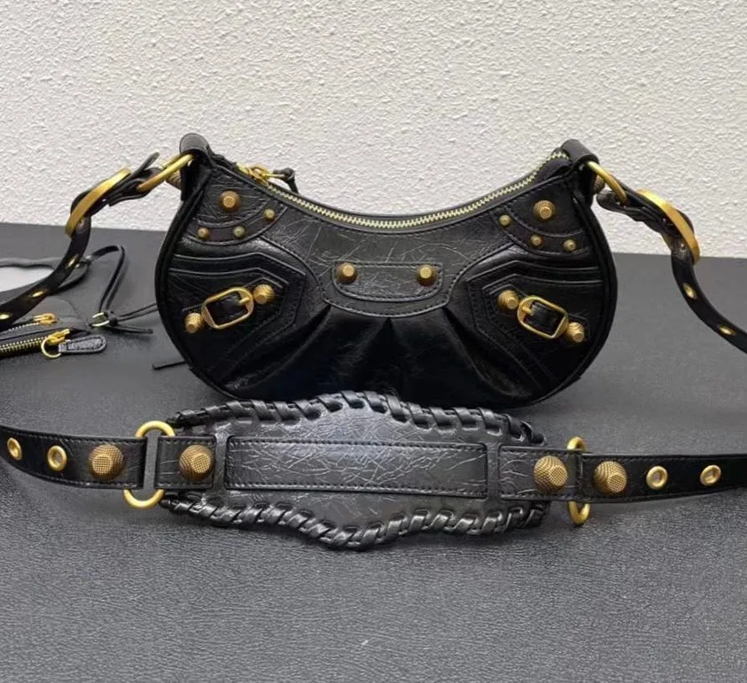 Balenciaga Le Cagole XS photo 8