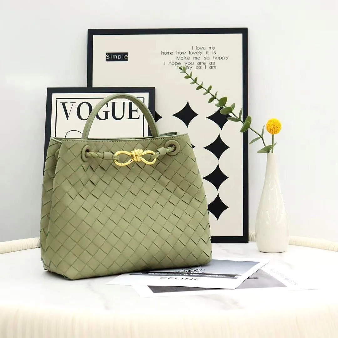 Bottega Veneta Handbag photo 6