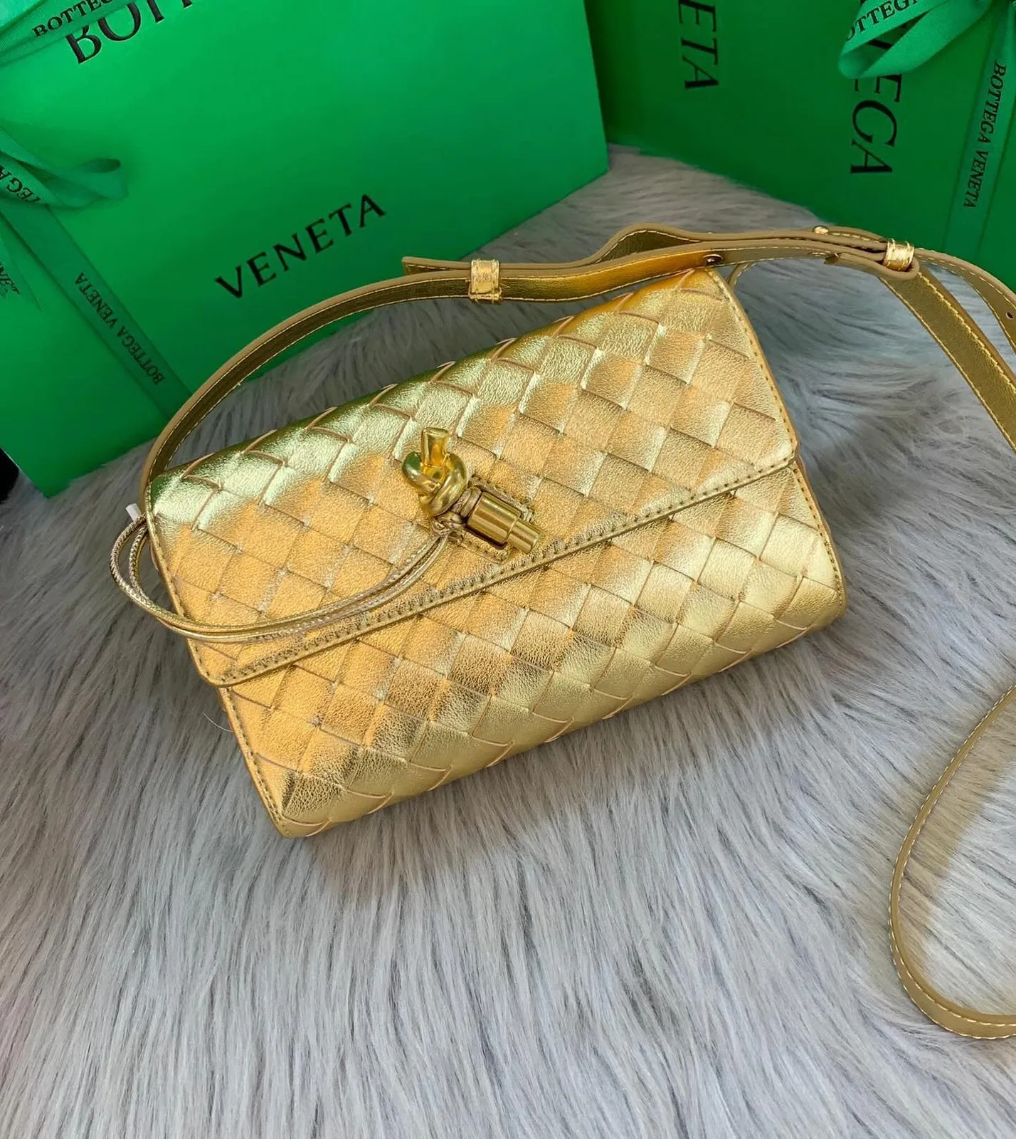 Bottega Veneta Shoulder Bag