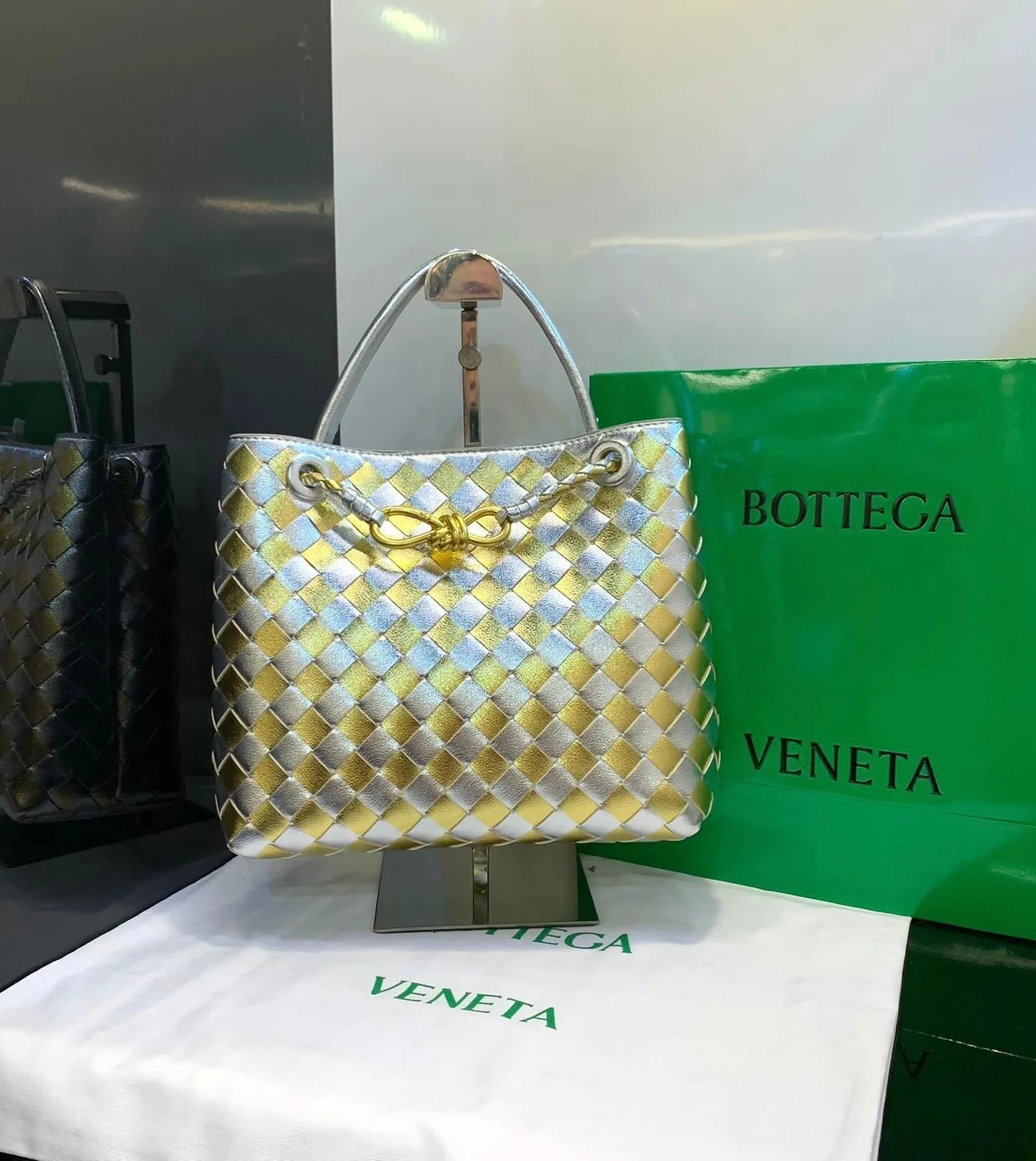 Bottega Veneta Handbag