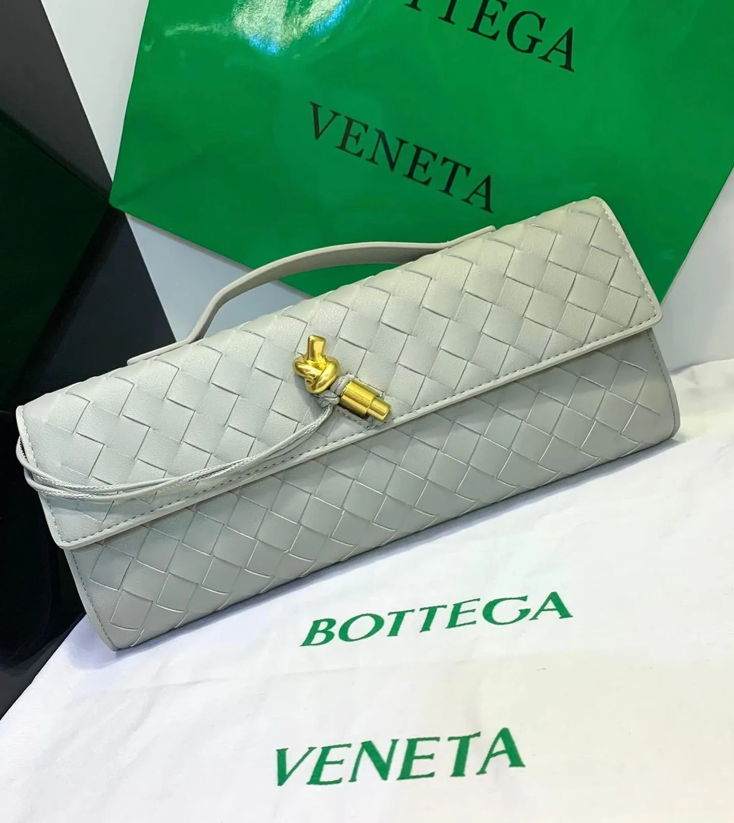 Bottega Veneta Clutch Wallet photo 6