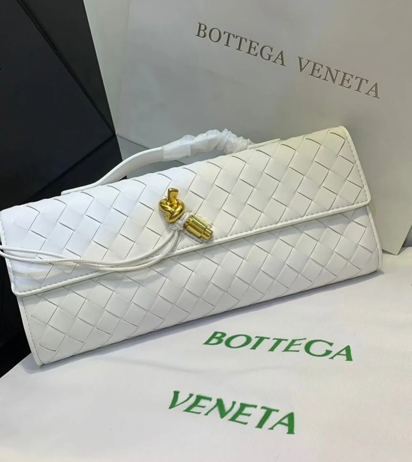 Bottega Veneta Clutch Wallet photo 3