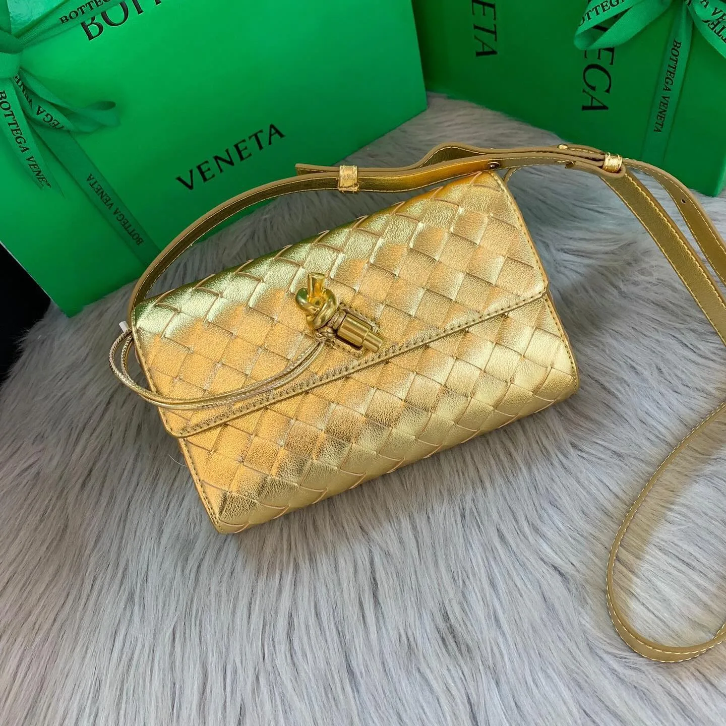 Bottega Veneta Shoulder Bag