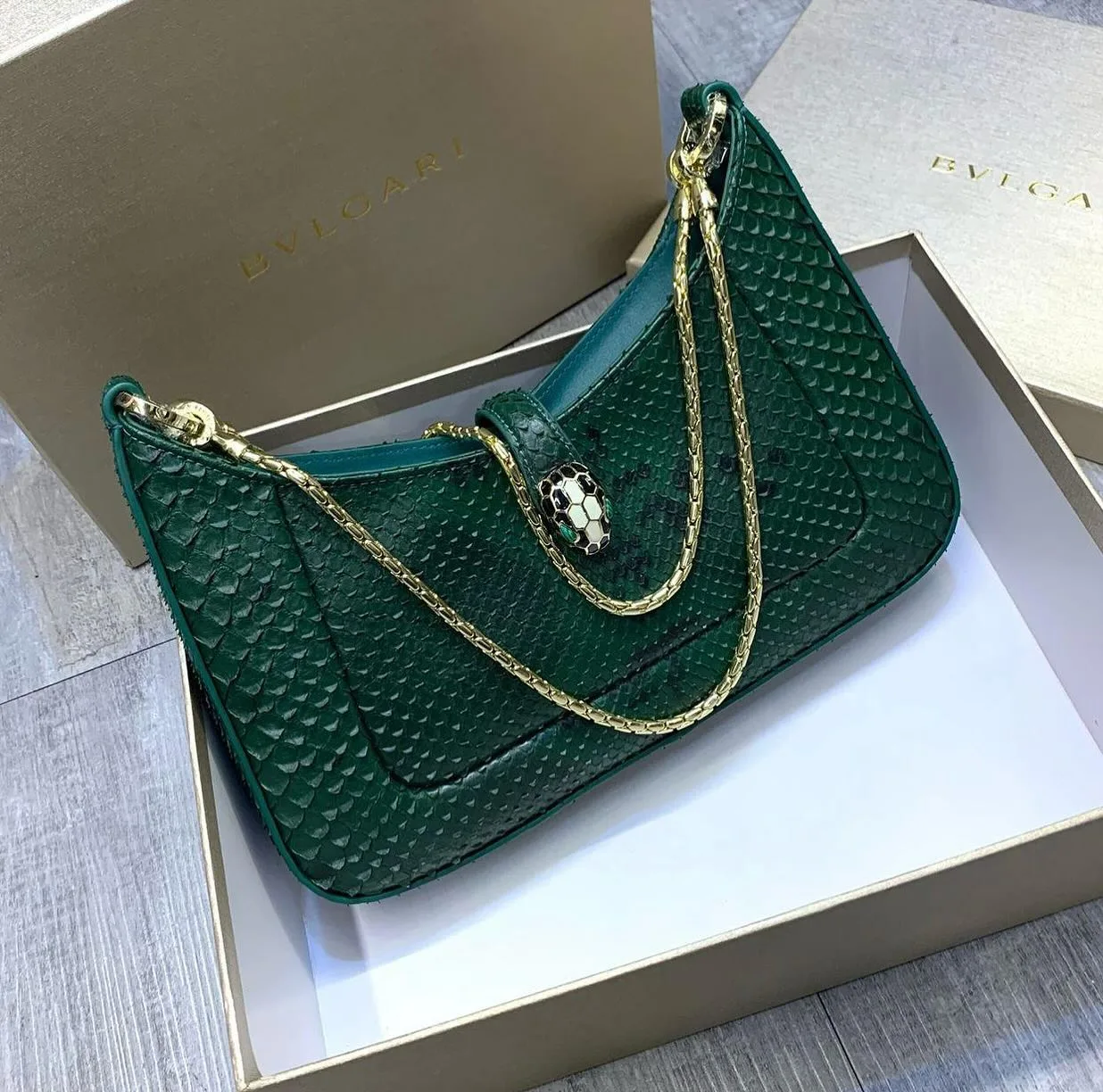 Bulgari Serpenti Forever hobo shoulder bag photo 4