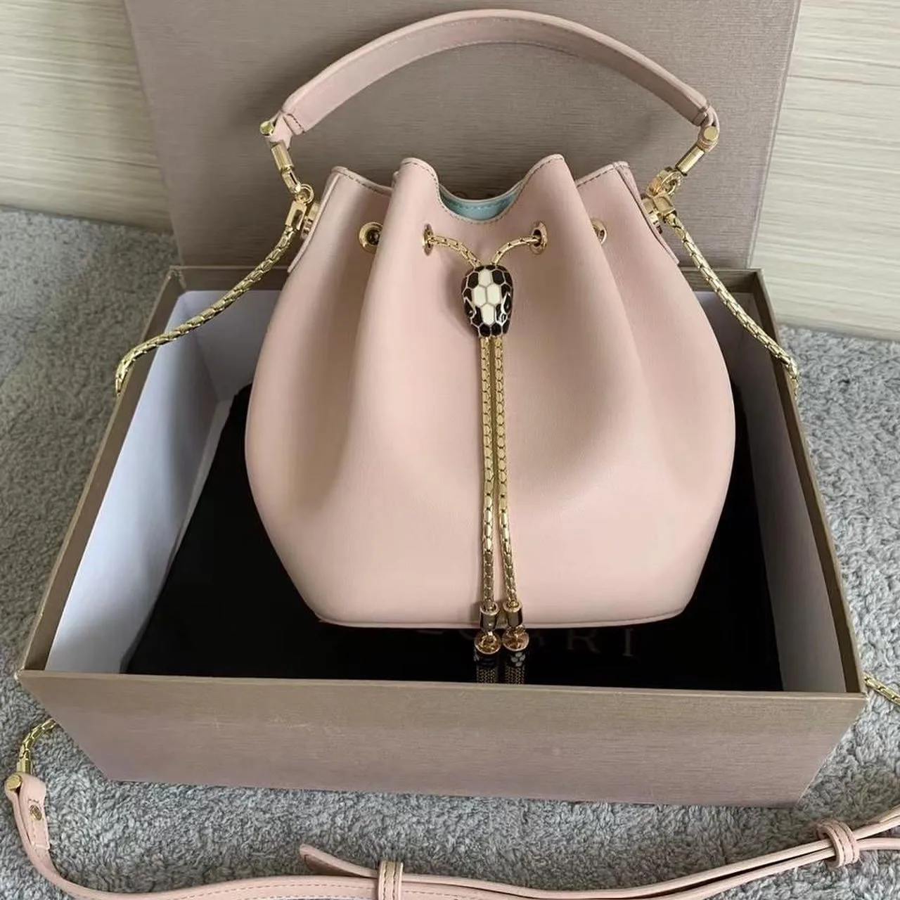 Bulgari Serpenti Bucket photo 2