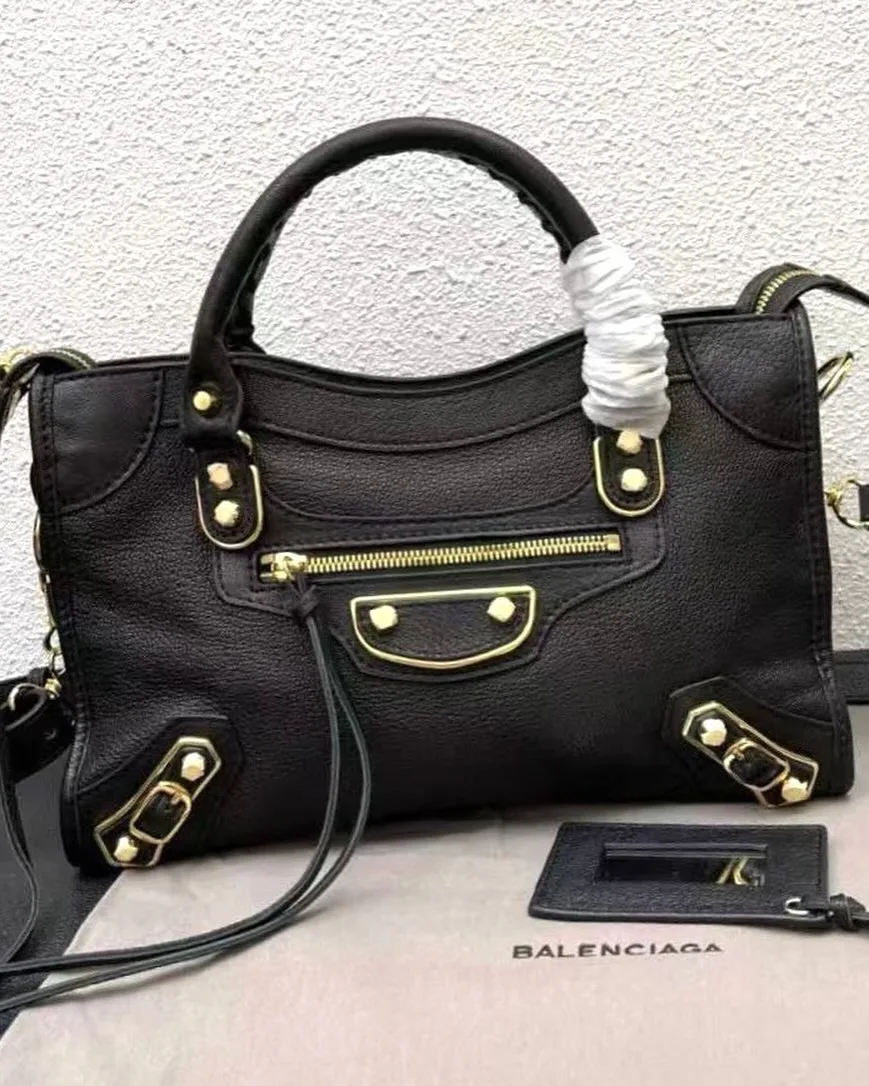 Balenciaga City