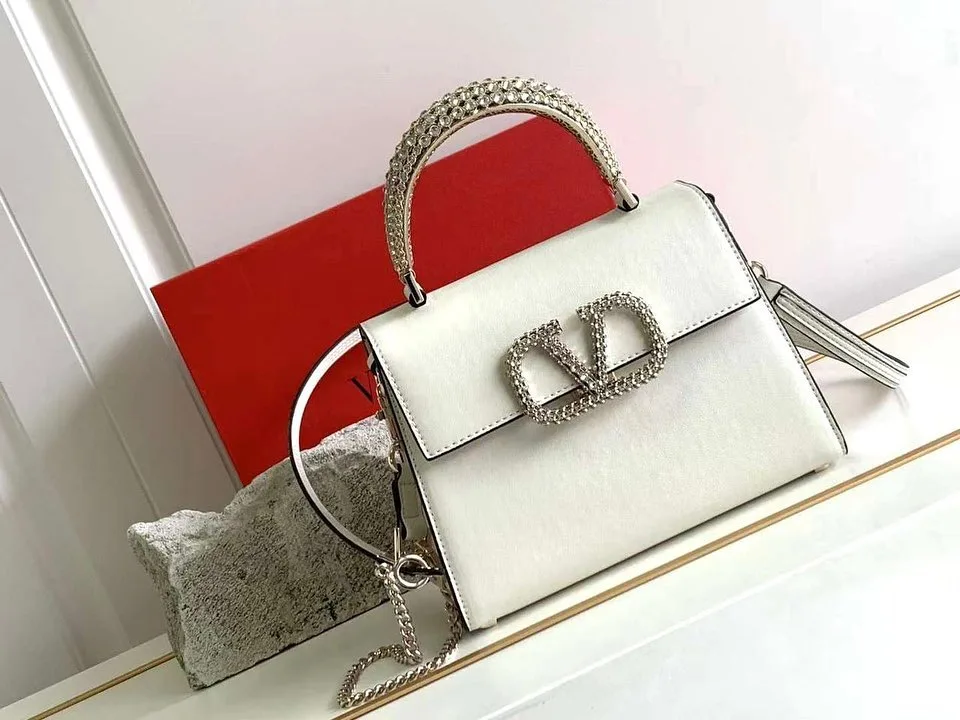 Valentino VLogo chain bag photo 2