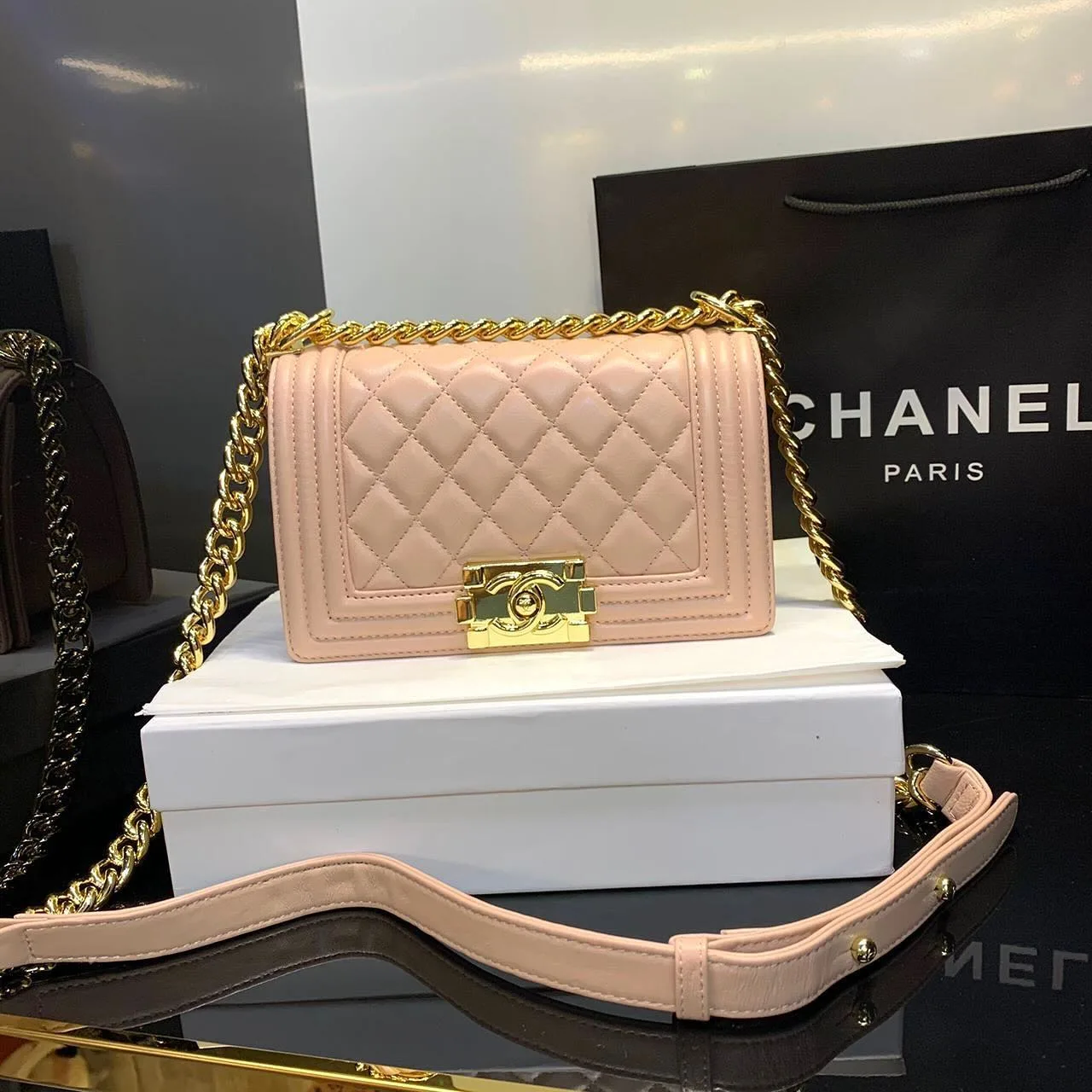 Chanel Boy Chanel photo 4