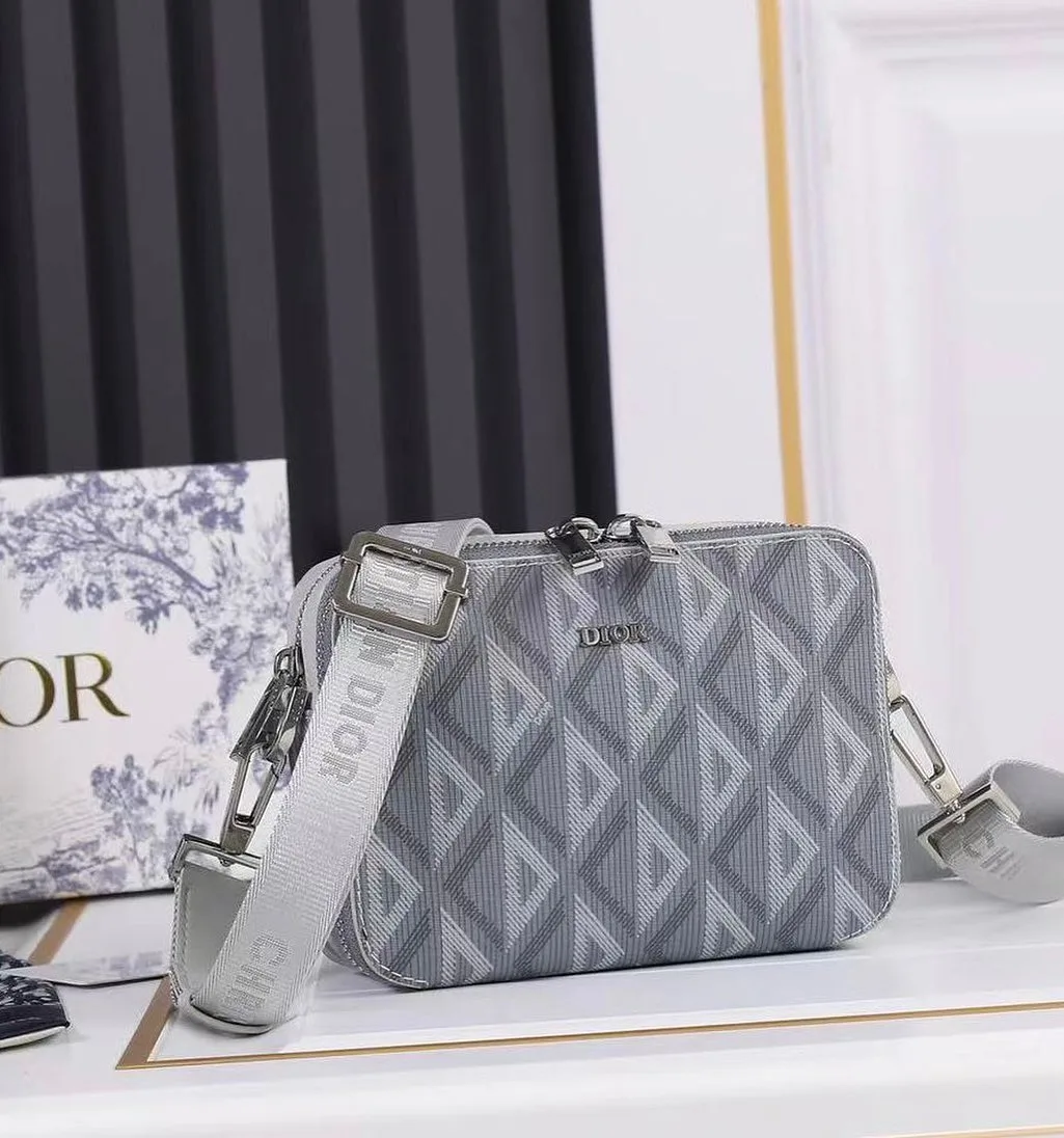 Dior Crossbody Bag photo 2
