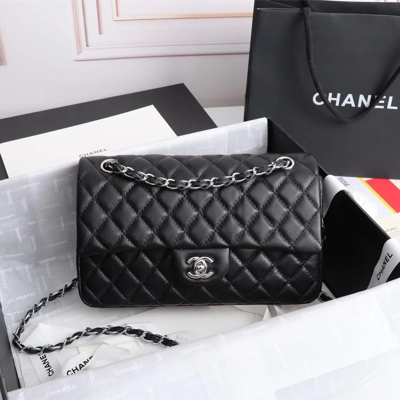 Chanel Classic Flap photo 6
