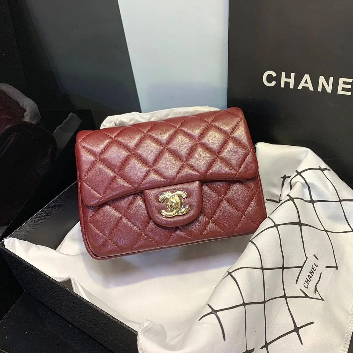 Chanel Classic Flap photo 13