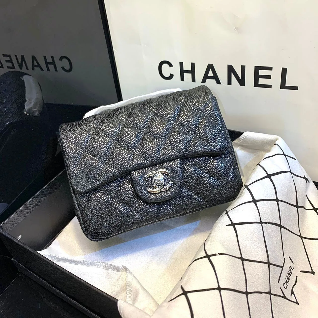Chanel Classic Flap photo 11