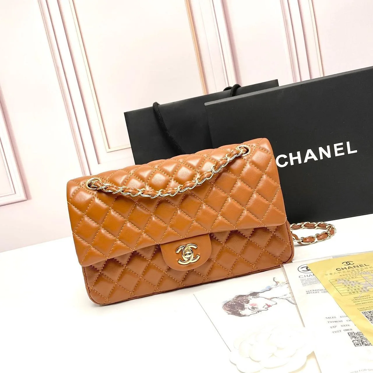 Chanel Classic Flap photo 5