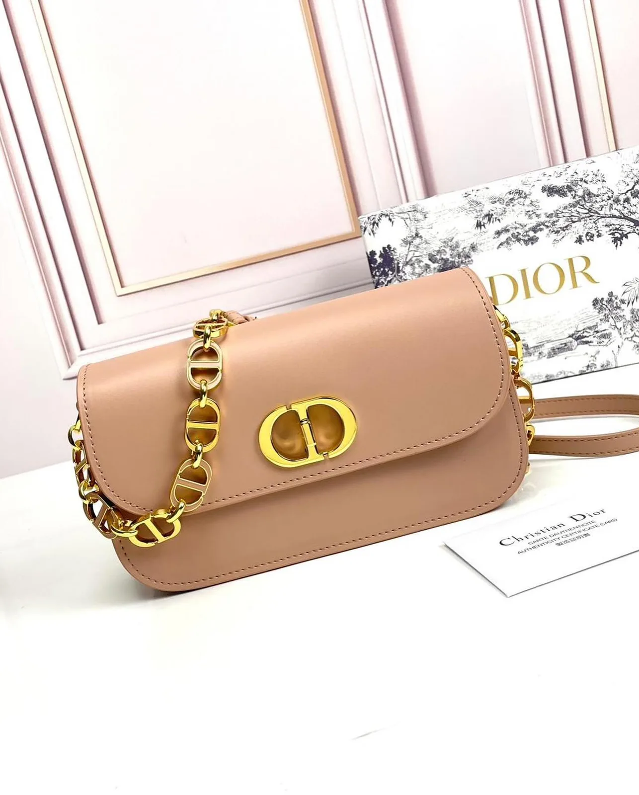 Dior 30 Montaigne photo 4