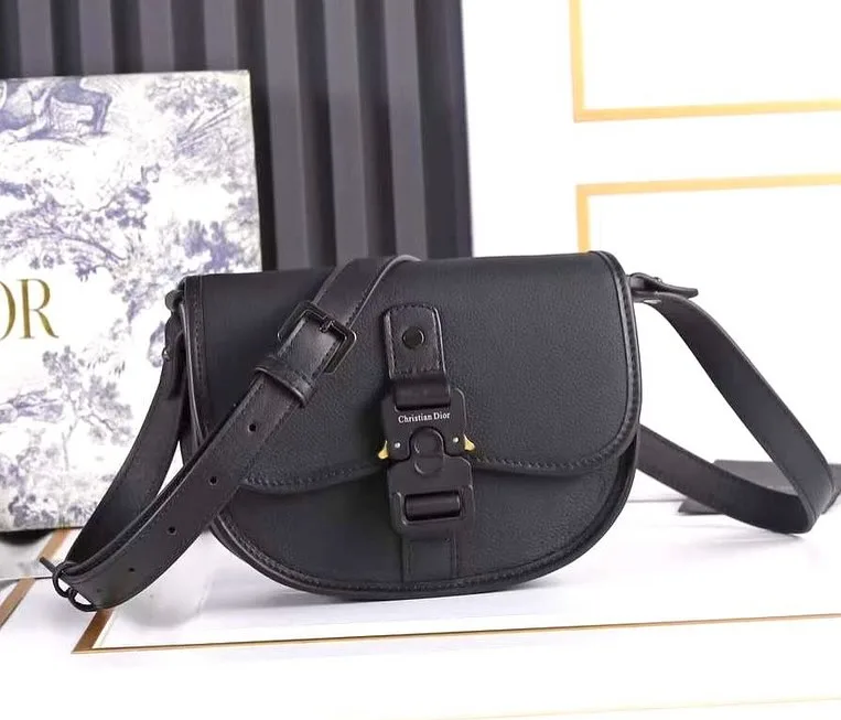 Dior Saddle bag men's photo 2