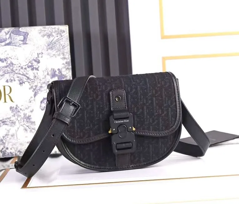 Dior Saddle bag men's photo 3