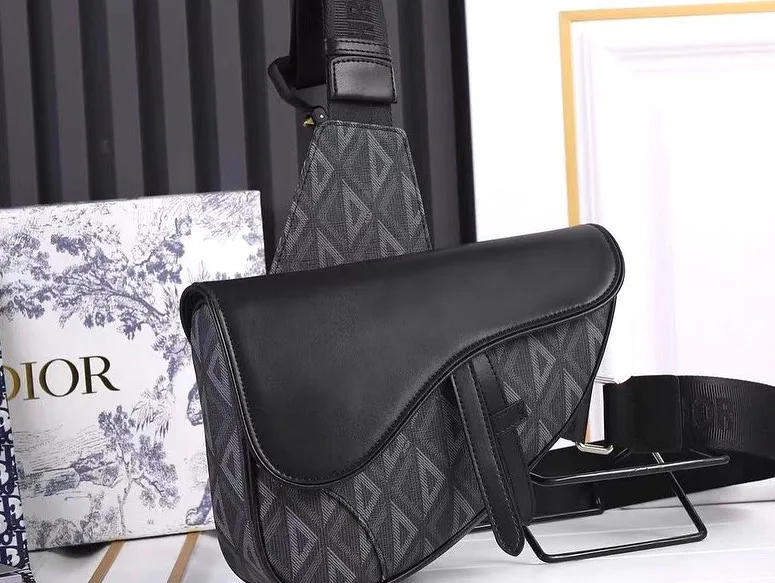 Dior Diortravel photo 8