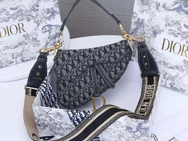Dior Diortravel photo 7
