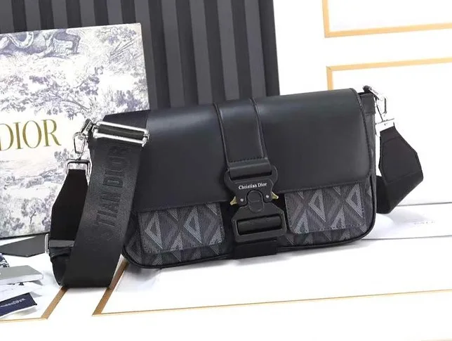 Dior Diortravel photo 6
