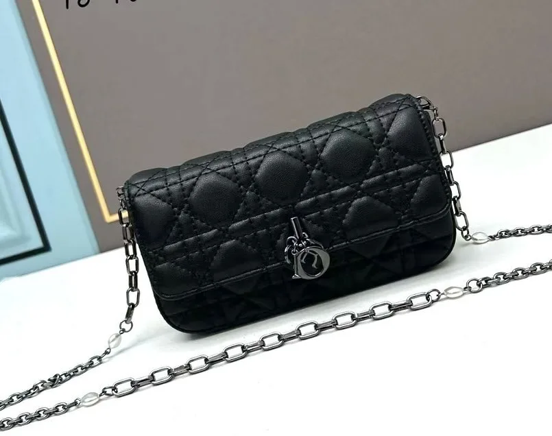 Dior Lady Dior Mini Chain Pouch photo 3