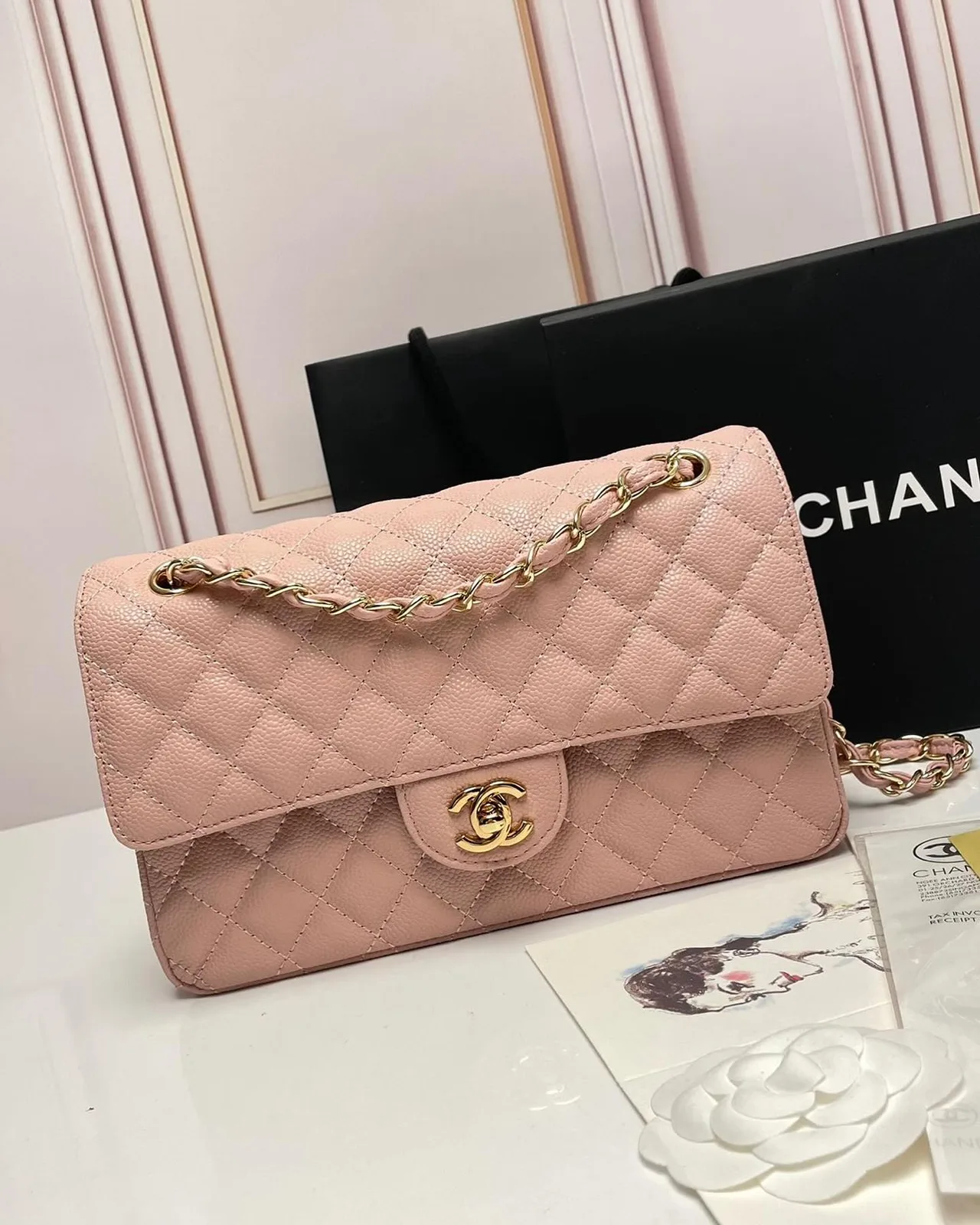 Chanel Classic Flap Bag photo 5