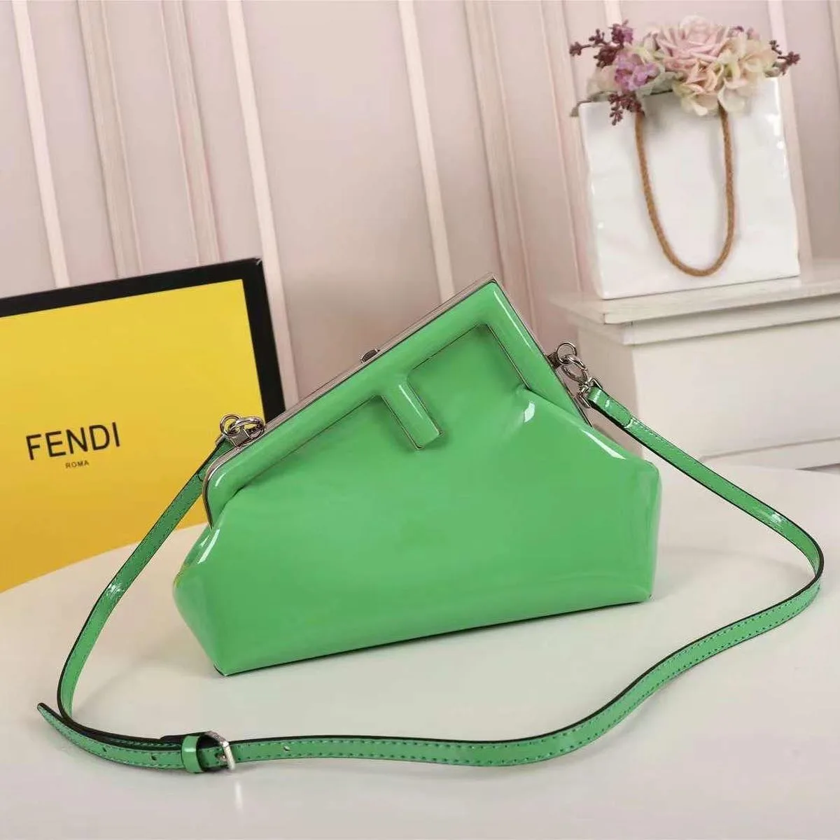 Fendi Shoulder Bag photo 2