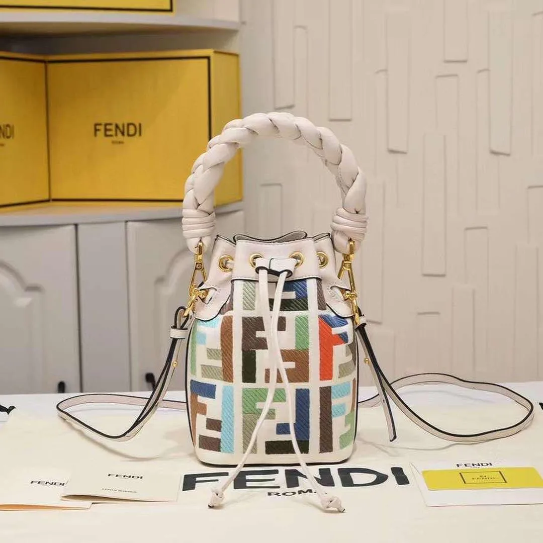Fendi Bucket Bag photo 2