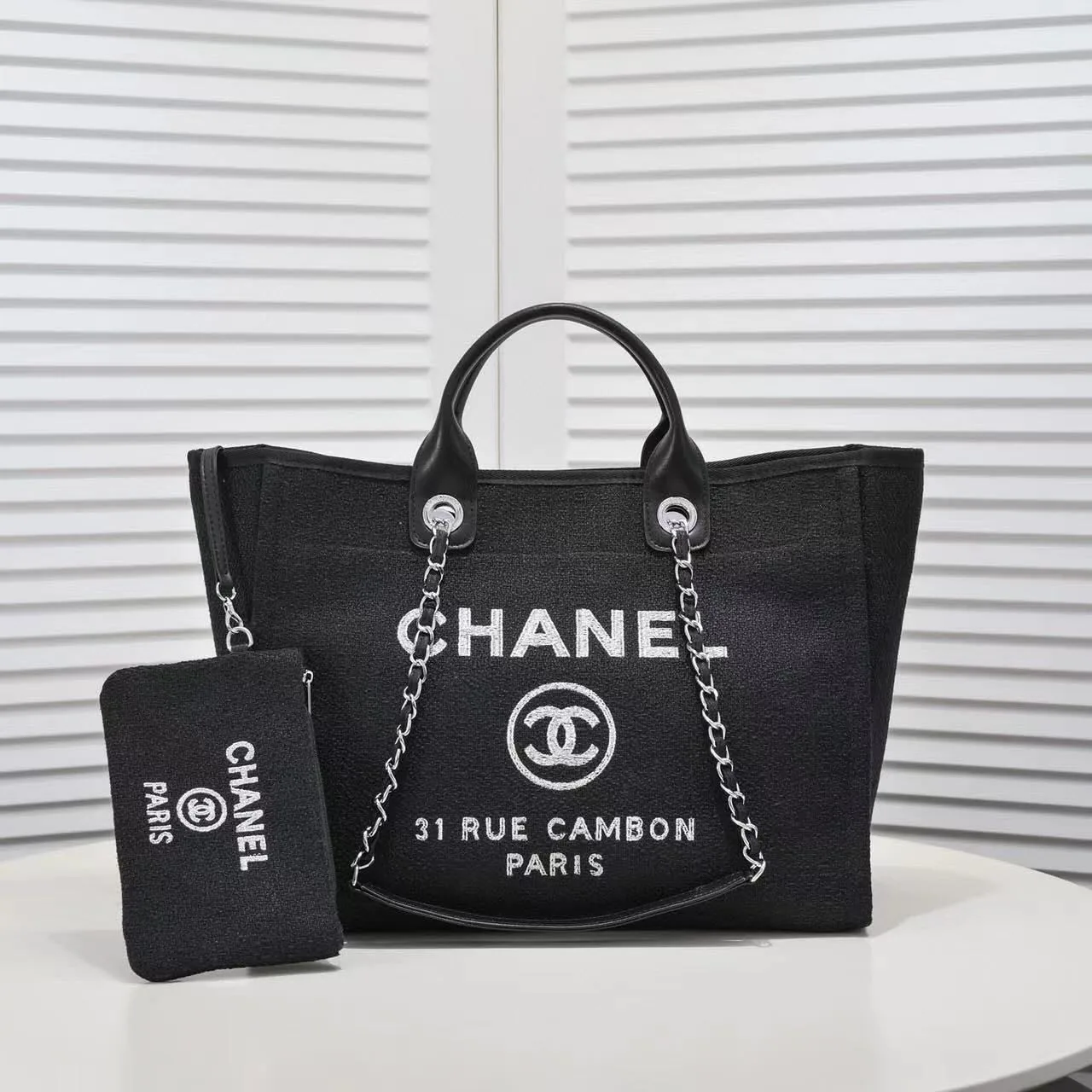 Chanel Deauville Tote photo 2