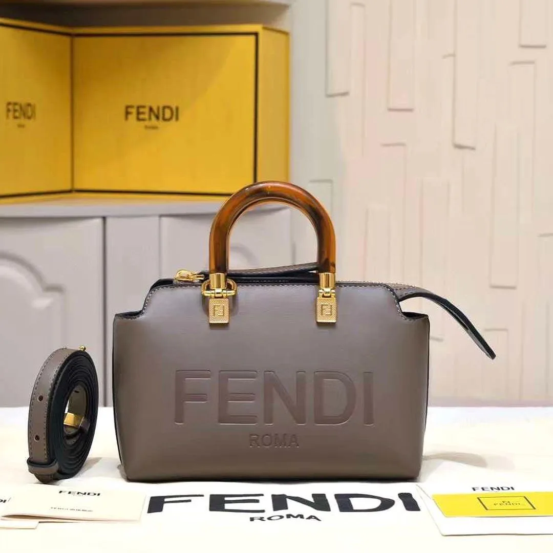 Fendi Roma photo 4