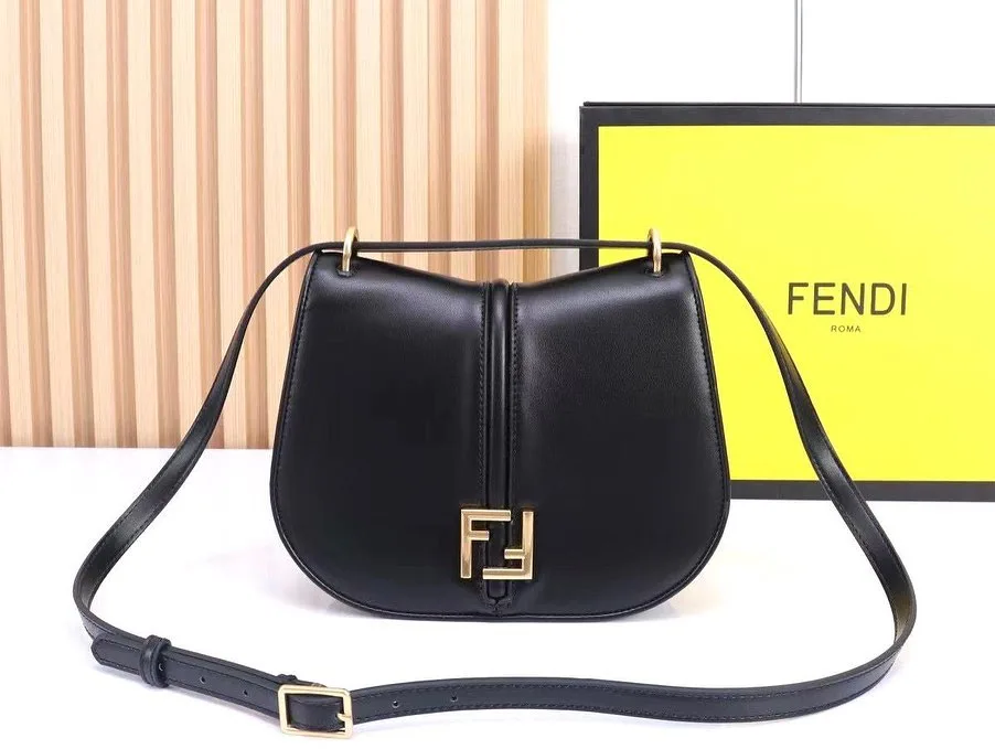 Fendi Mama Bag photo 4