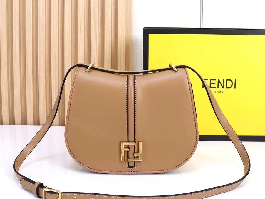 Fendi Mama Bag photo 5