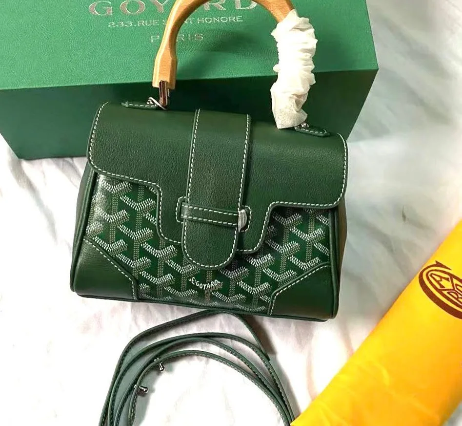Goyard Crossbody Bag photo 3