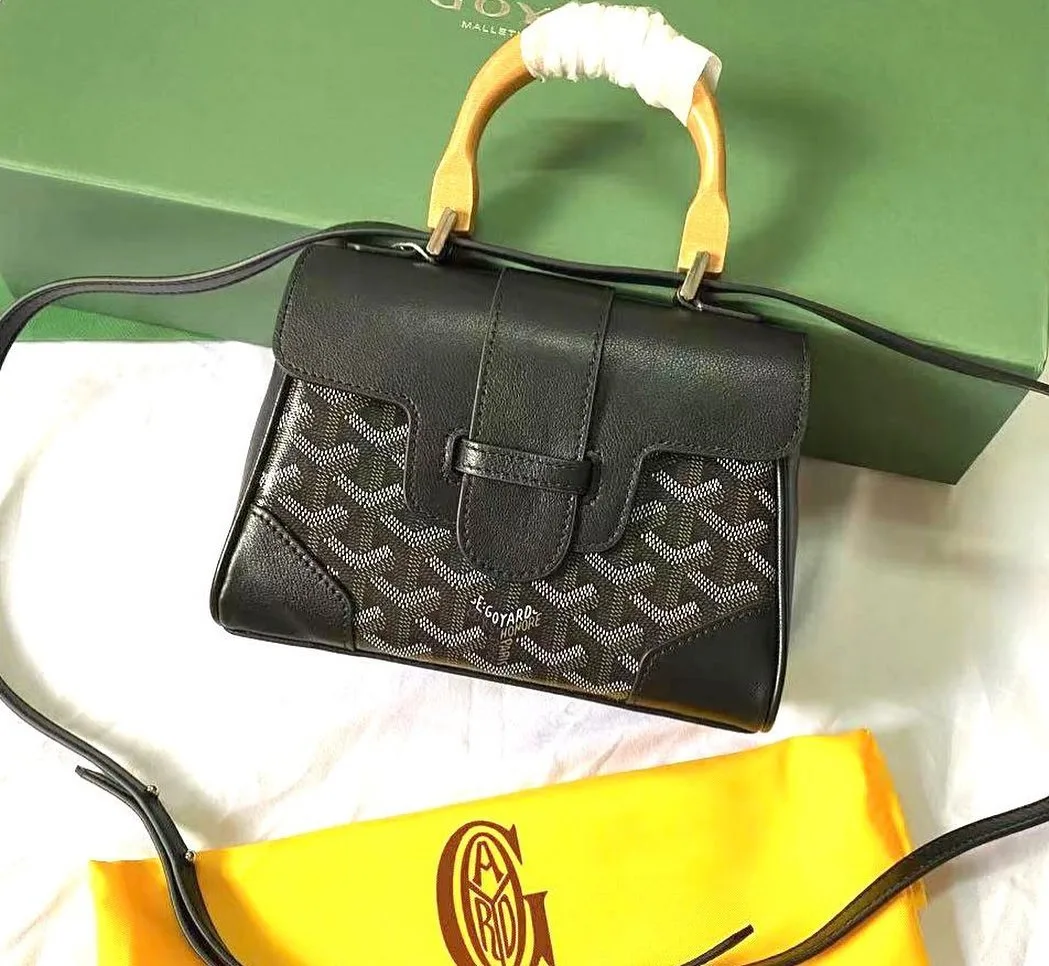 Goyard Crossbody Bag photo 5