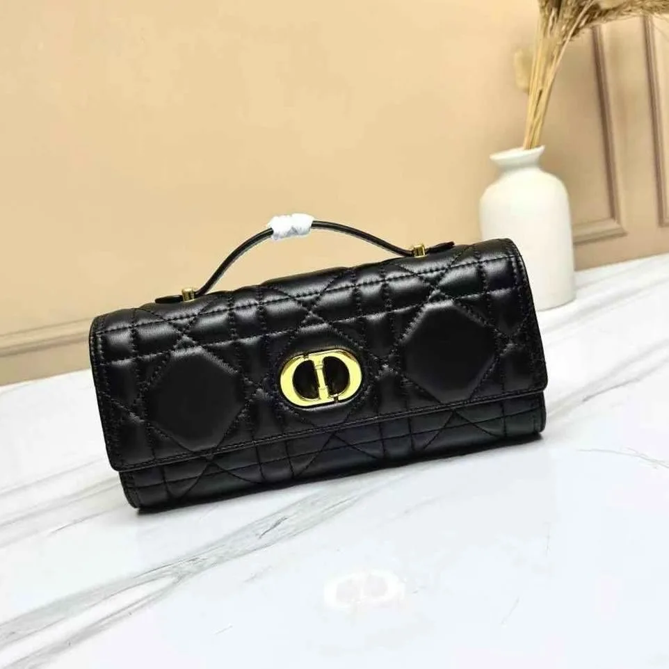 Dior Caro photo 12