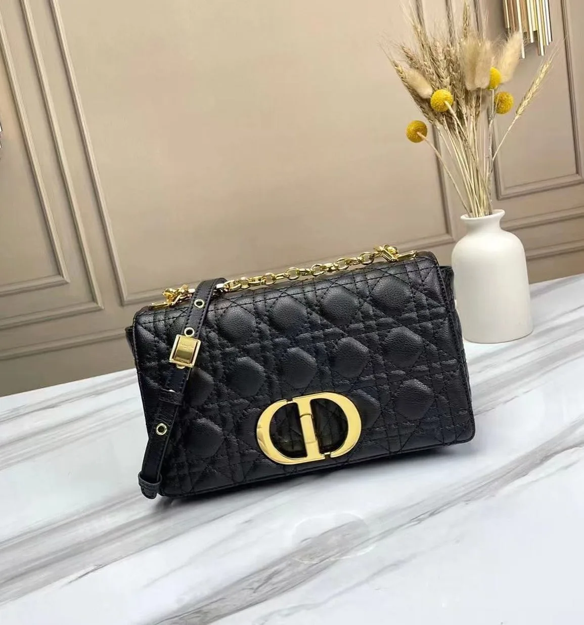 Dior Caro photo 9
