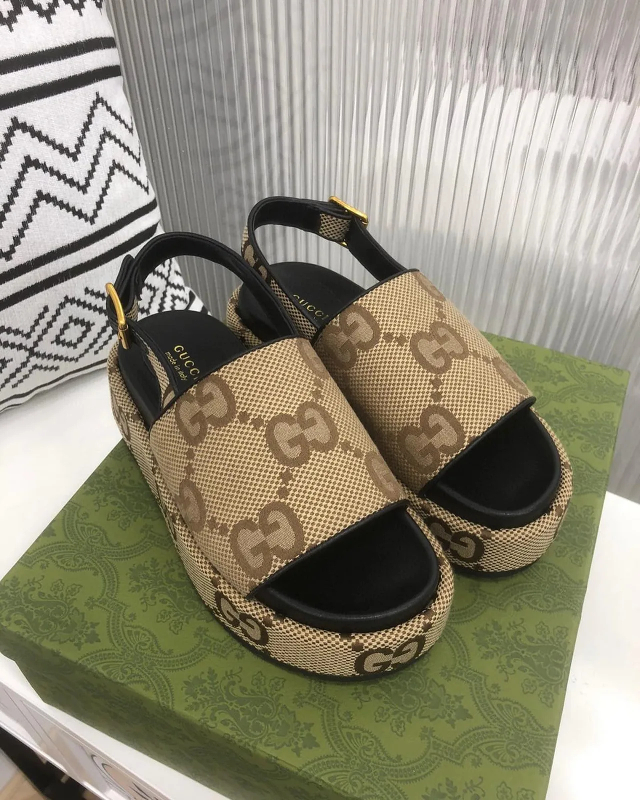 Gucci GG Platform Sandal photo 3