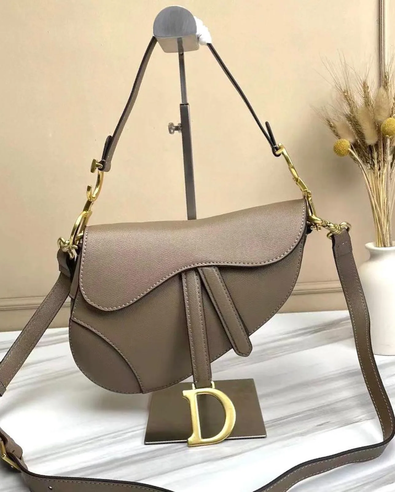 Dior Saddle Bag photo 2