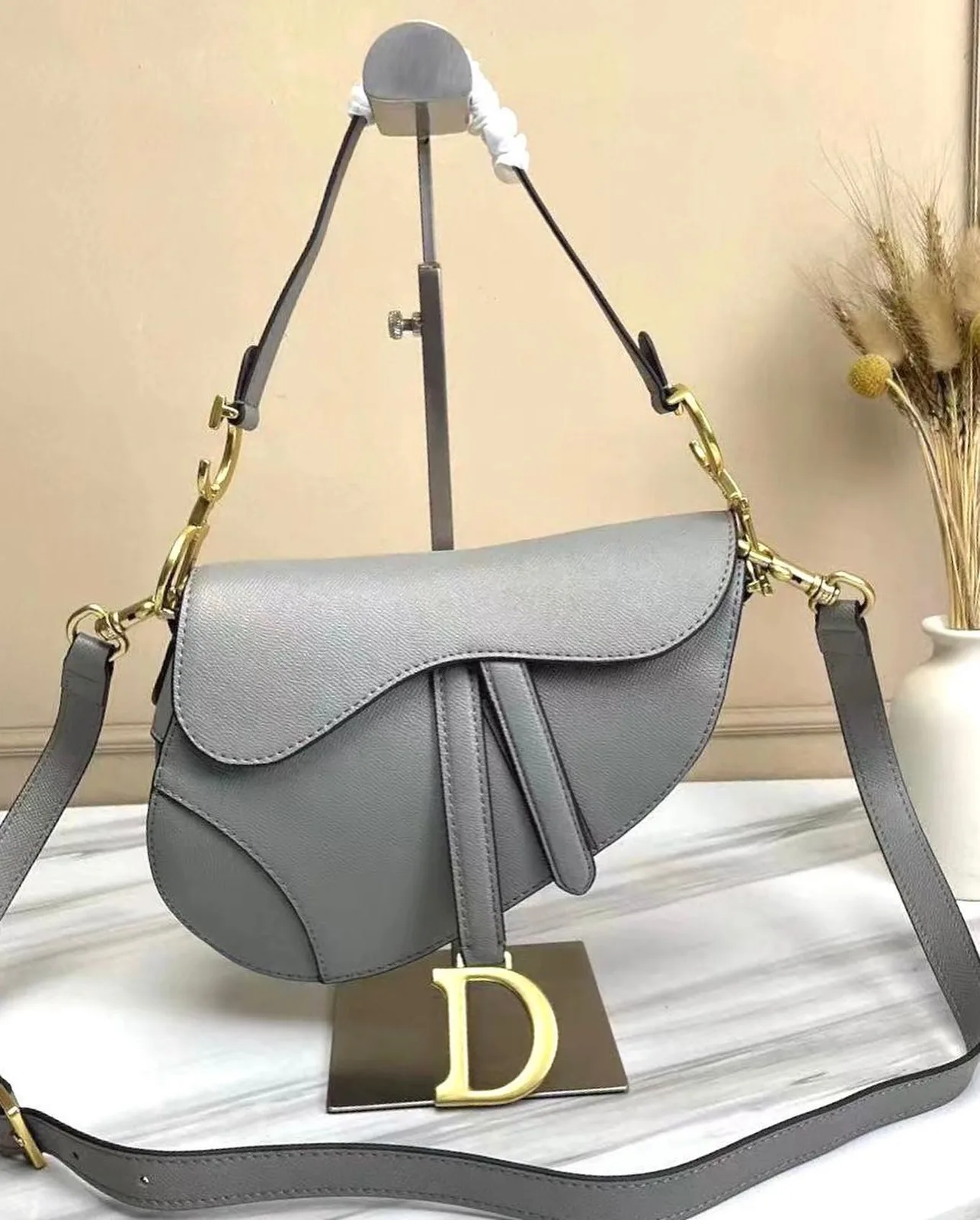 Dior Saddle Bag photo 3