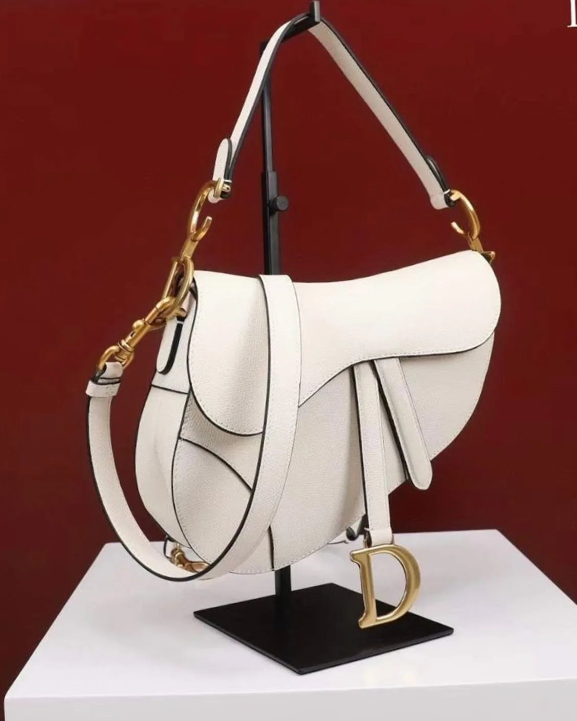 Dior Saddle Bag photo 2