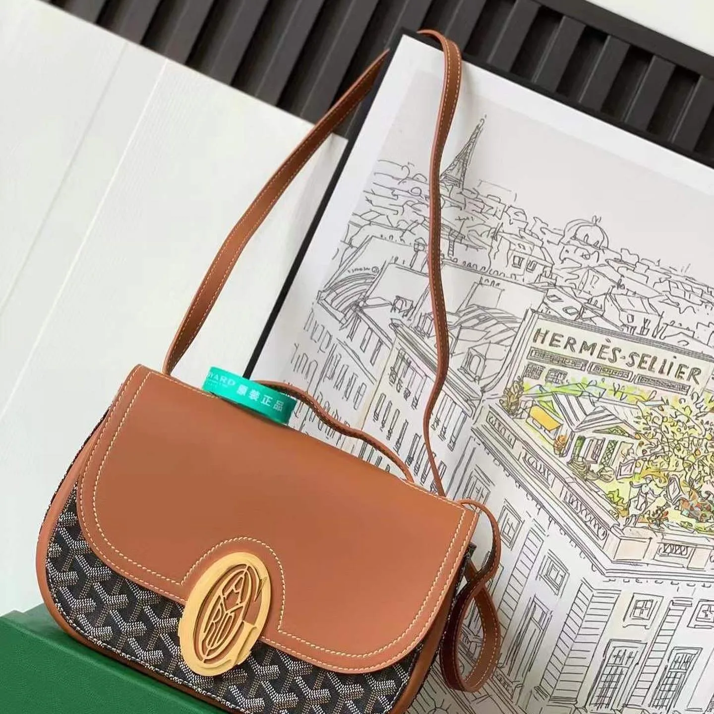 Goyard Saddle Crossbody Bag photo 3