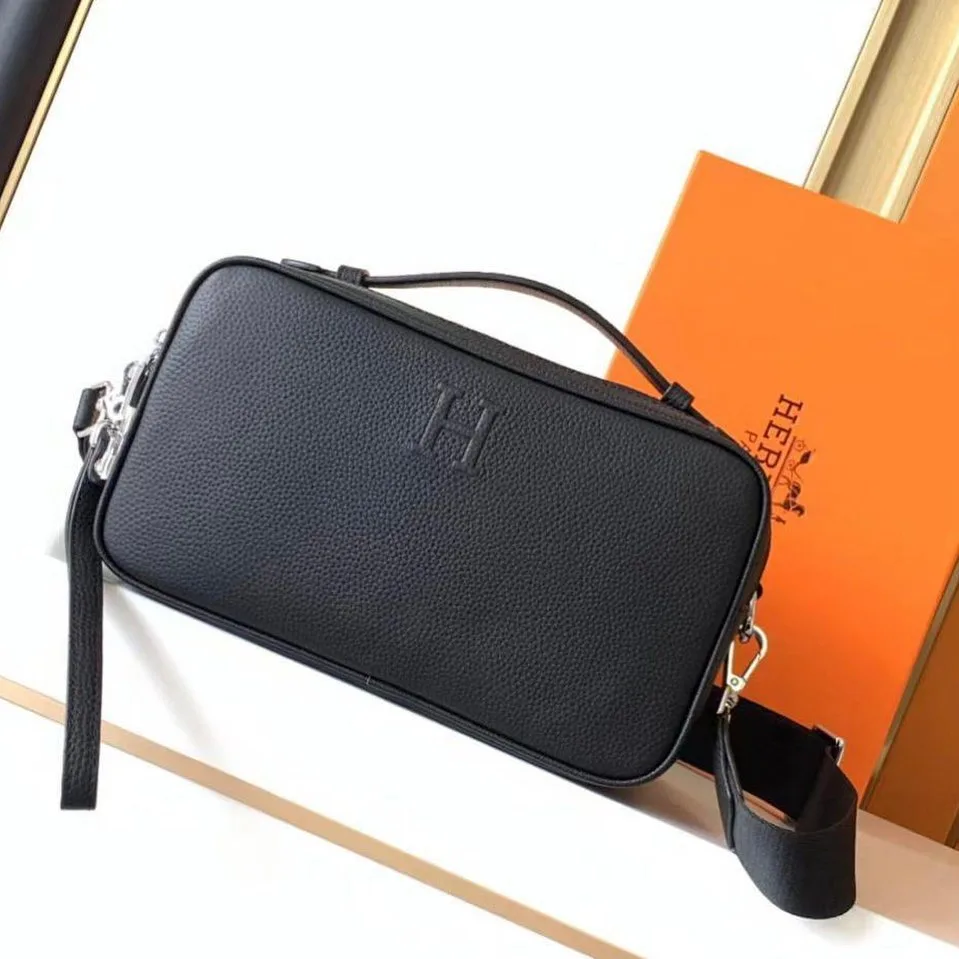 Hermès Crossbody Bag photo 4